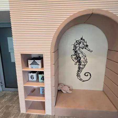 Perlowa Oaza Pearl * רוגובו