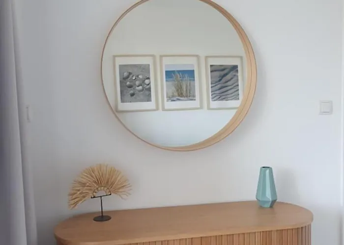 アパート Perlowa Oaza Pearl ロゴボ